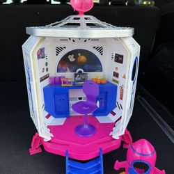 Rare and Hard To find Barbie Space Space Station