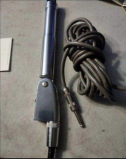 Rare vintage true collectible omnidirectional studio microphone brand newcomb n-36 works great.