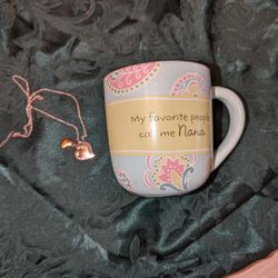 Necklace & Mug - Nana's ❤️ $5.00