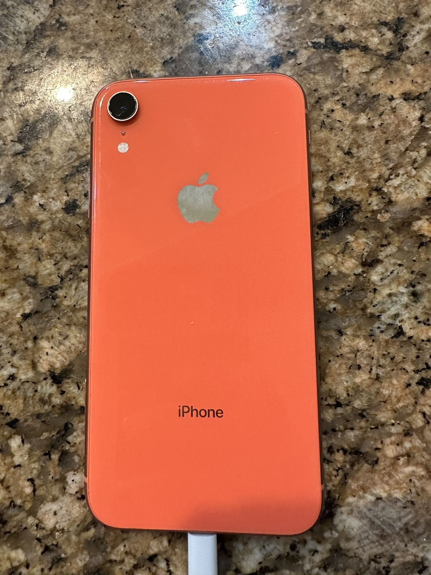 Apple iPhone XR 128gb Coral Cricket Wireless And AT&T for Sale