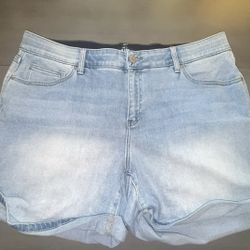 LuLaRoe Denim Jean Shorts Saguaro Light Wash - Woman’s Size 36