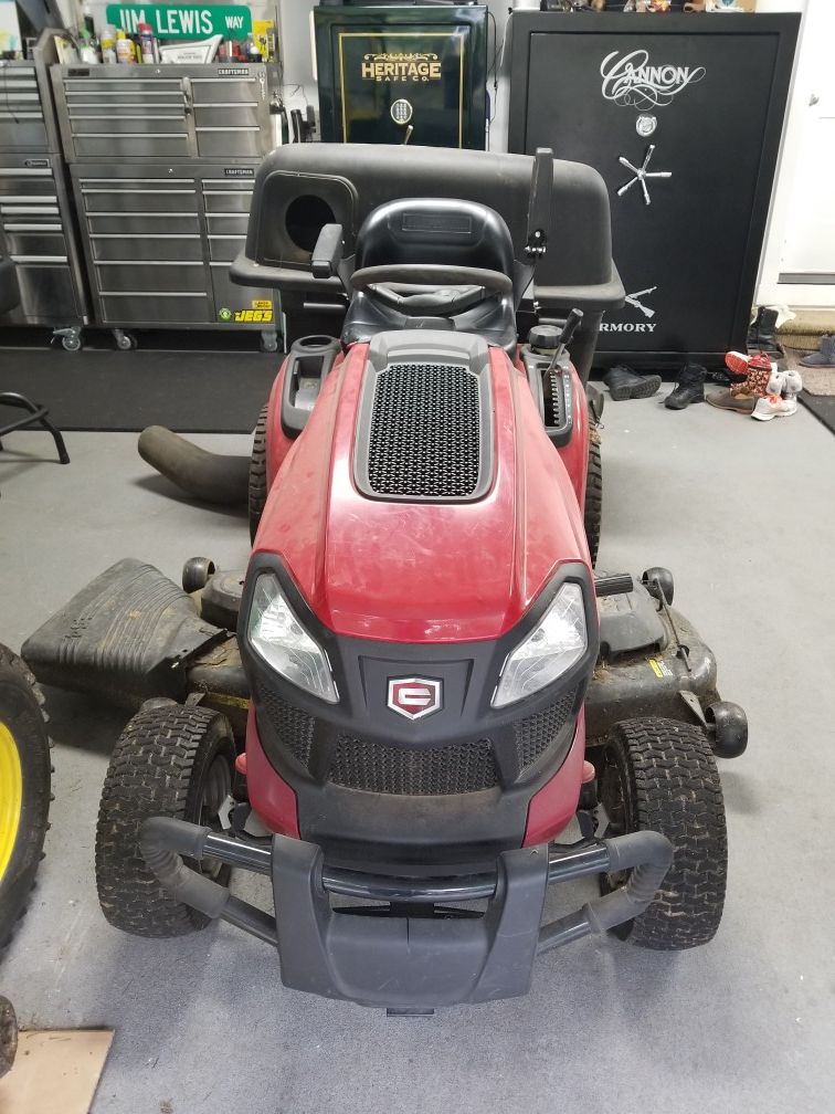 Craftsman G5500 Garden Tractor for Sale in Gig Harbor, WA