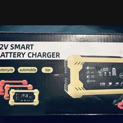 12 VOLT SMART CHARGER WITH CABLES - NEW IN BOX