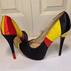 FHR Women's Multicolored 5.5 Inches Heels Pointed Toe Shoes 