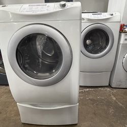 Maytag Neptune white front load set