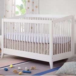New Babyletto White Crib ( Mattress NOT Included )