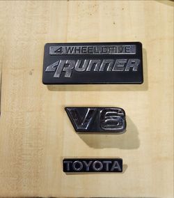 Toyota 4runner tailgate emblem, badge, logo