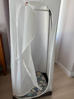 Portable closet
