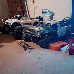 2 Traxxas RC Cars 