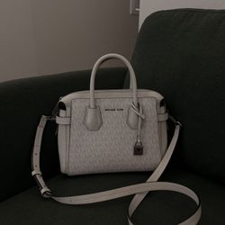 Michael Kors Purse/Crossbody