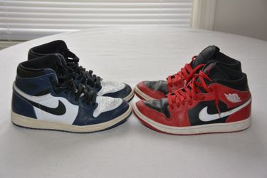 Two Pairs - Nike Air Jordan 1 Mid (Pre-Owned)
