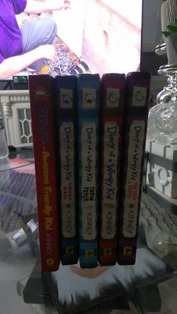 Diary of a wimpy kid books