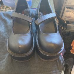 Demonia Shoes Women Size 8