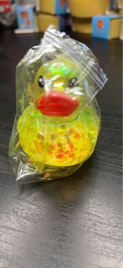 Toy rubber duck squishy