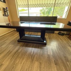 DINNING  TABLE 