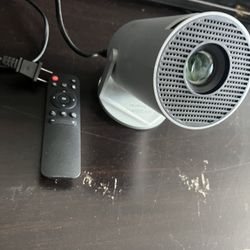 Projector With Speaker 