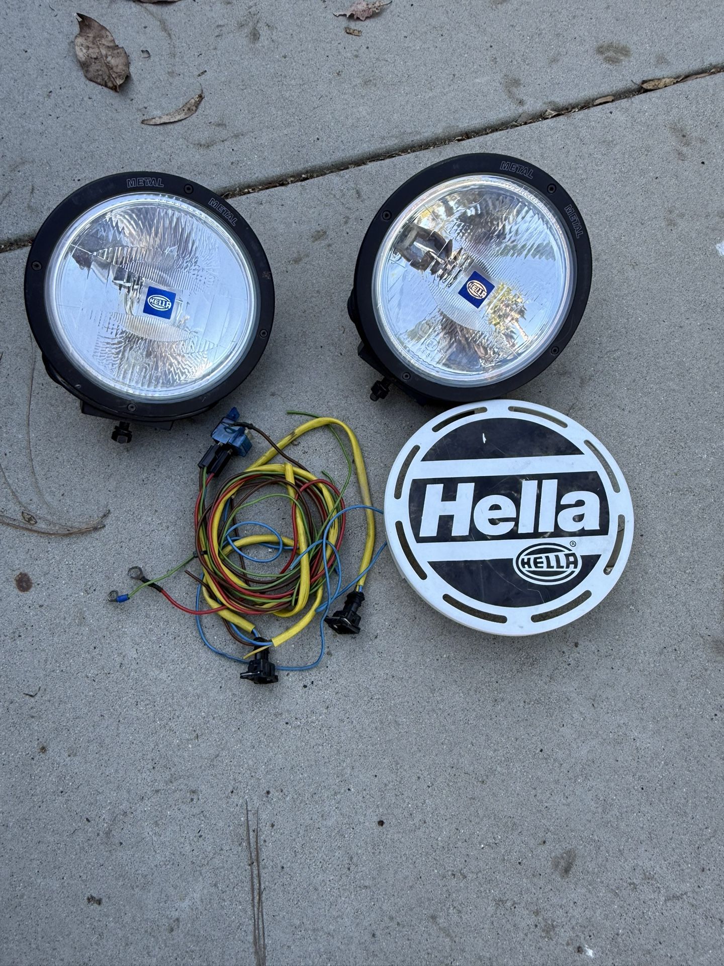 Hella Rallye 4000 Off-road Lights and Wiring Harness