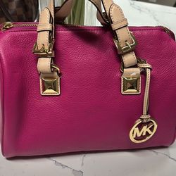 Ladies Leather Satchel  