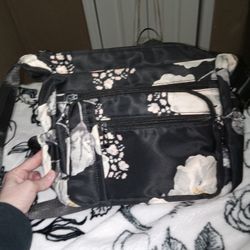 New Black And White Floral  Cross Body Bag 