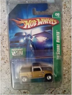 'Hummer H3T Concept - 2007 - #8 of 12 - Hot Wheels: Treasure Hunts