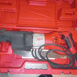 Milwaukee 15-Amp Orbital Super Sawzall