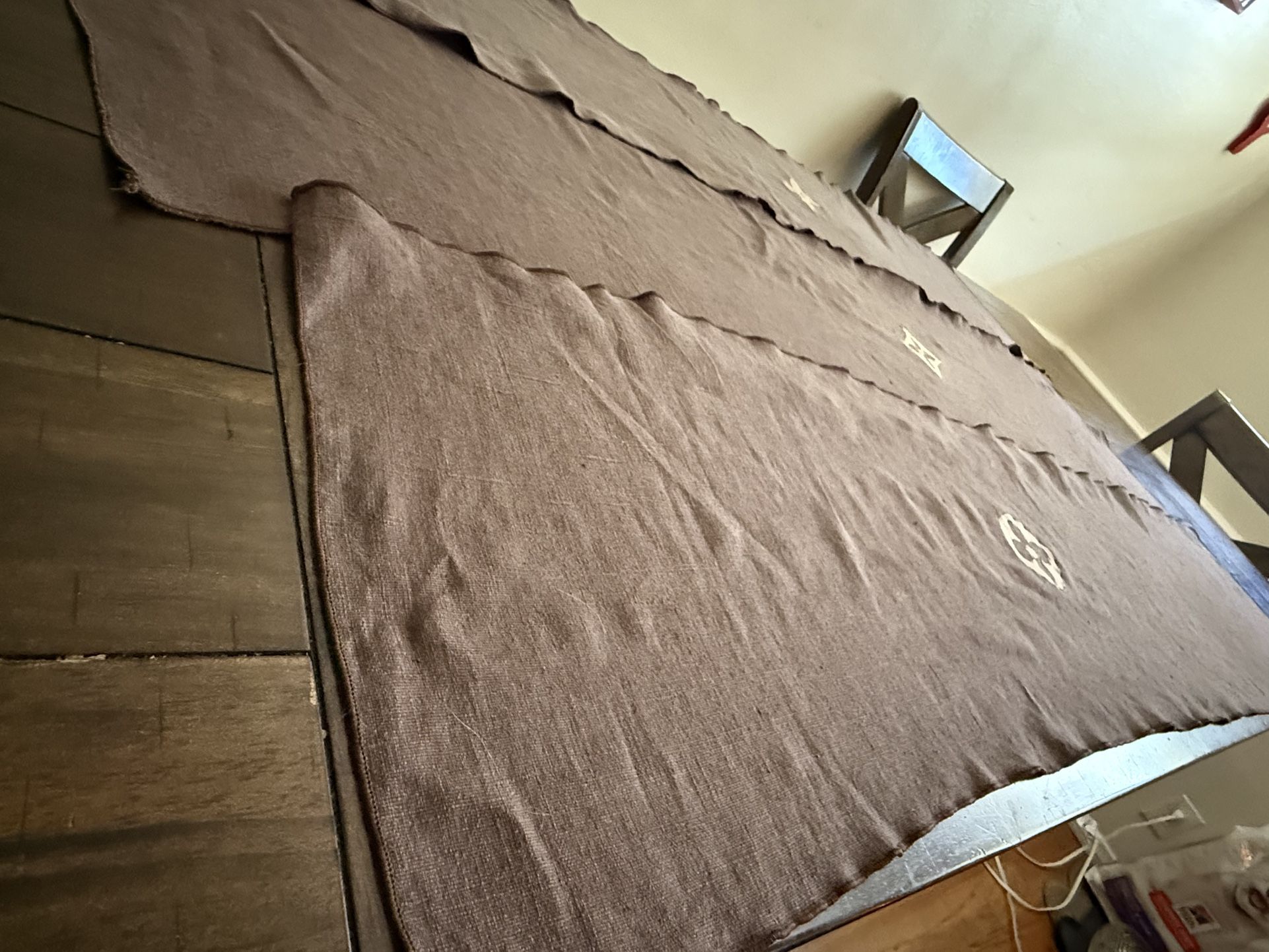 L.V. Table Runners