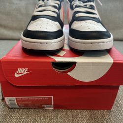 Nike Court Borough Low 2 Youth 