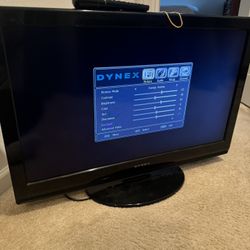 32-Inch Flat Screen Dynex 