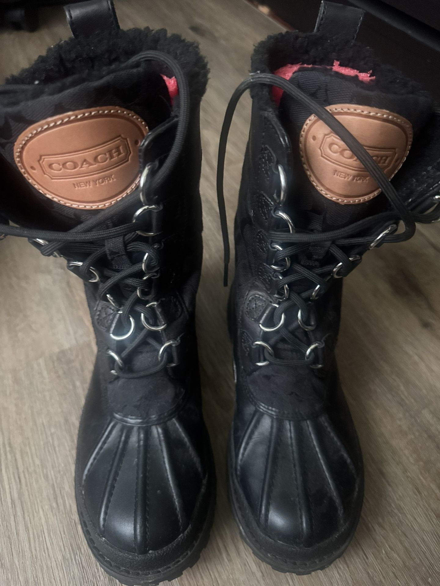 BOOTS (COACH) SIZE 6B