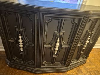 Credenza/TV Stand