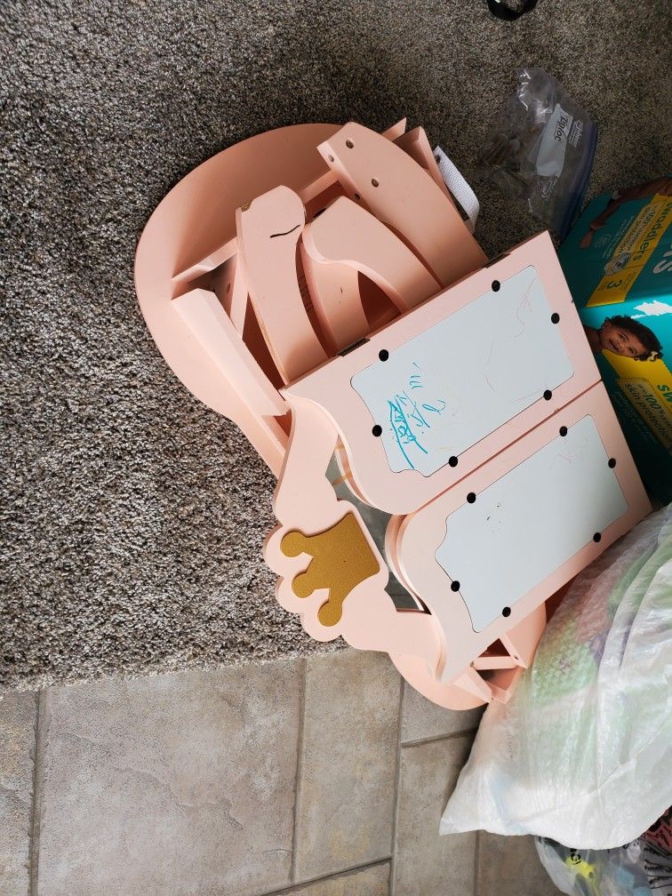 Vanity Desk For Little Girls