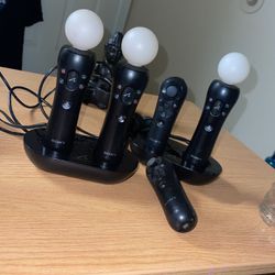 3 PlayStation Move Controllers And 2 Nunchucks, Analog Grip Addons, And Eye Camera| Made For Ps5/Ps4/Ps3| Comes With Charger Stand 🔌 