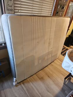 Free queen  cloud mattress 80"×60"
