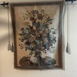 Hanging Floral Tapestry 