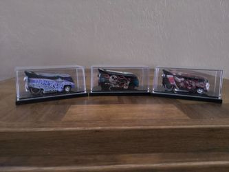 Diecast Liberty Promotions/Hot Wheels Halloween VW Drag Buses In Display Cases