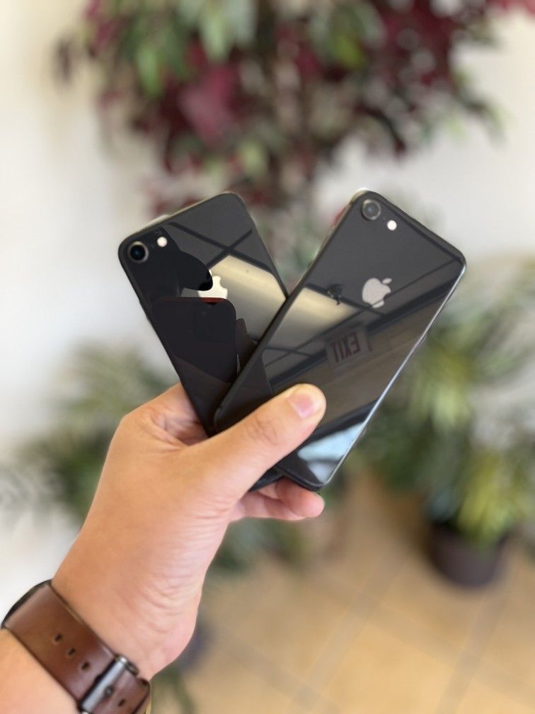 iPhone 8 Factory Unlocked All Carriers - Mexico - International