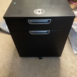 Lockable Filing Cabinet