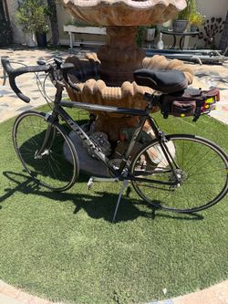 Trek 1000 Road Bike
