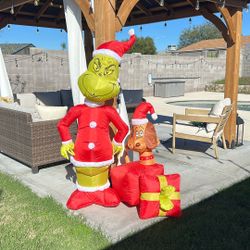 Grinch Christmas Decor