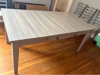 Dinning Room Table