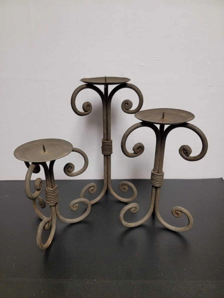 Set of 3 Gray Metal Wrought Iron Style Scroll Pillar Candle Holders