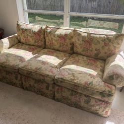 FREE 3-piece floral couch