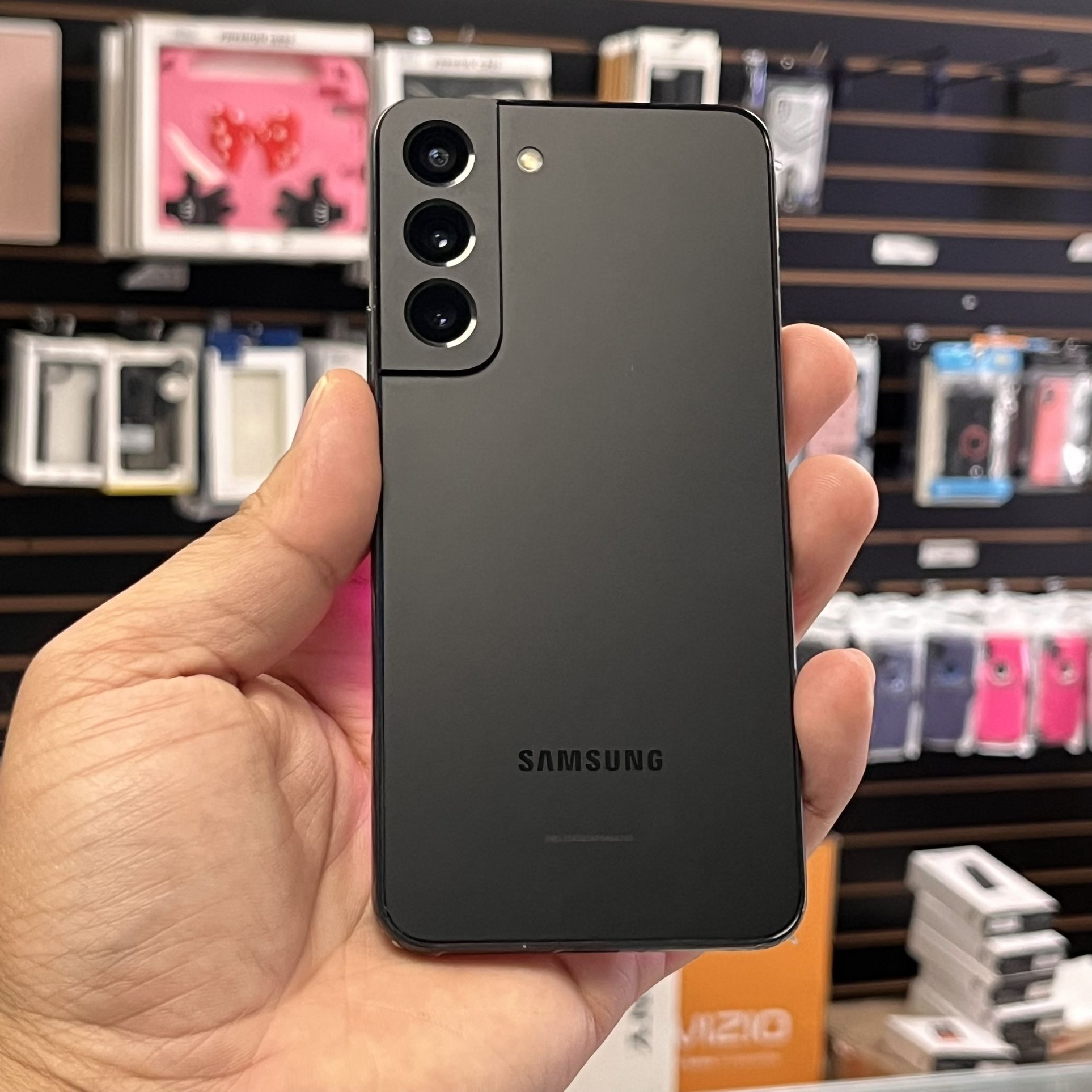 Samsung Galaxy S22 5G 128GB Unlocked