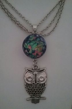 Owl pendant with interchangeable charm