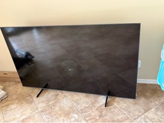 85 Inch Samsung QLED TV (Broken Screen)