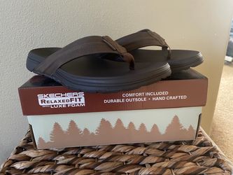 Sketchers Flip Flops [Firm on Price]