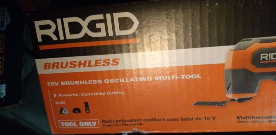 Rigid 18v Oscillating Multitool