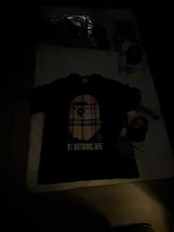 Black bubbury bathing ape shirt size  L