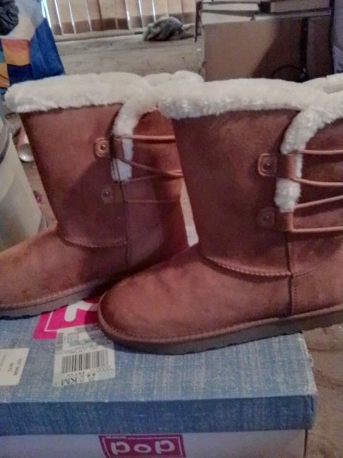 Pop Fur Lined Chestnut Women's Size 11 Boots