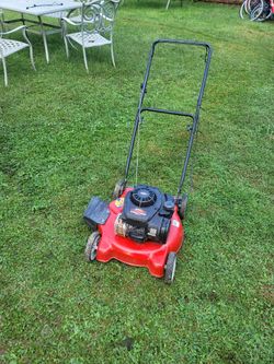 Briggs and Stratton 20" 125cc Push Lawn Mower (recently serviced)
